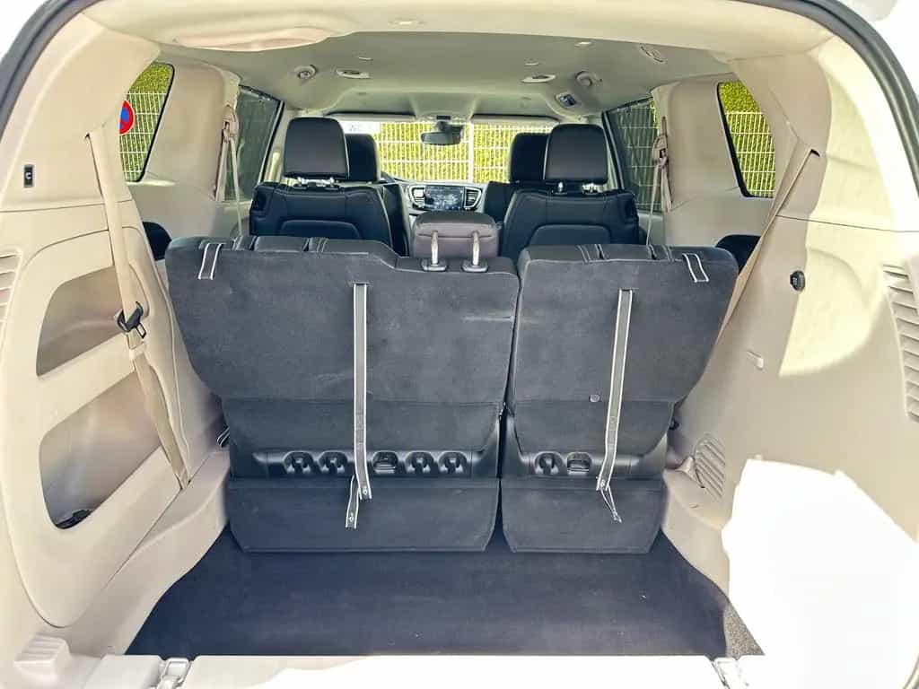Chrysler Pacifica 03/2024-photo-11