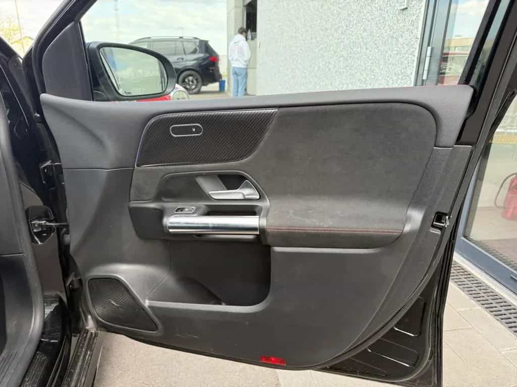 Mercedes-Benz B-Class 180 AMG LINE/ GARANTIE 12 MOIS 07/2019-photo-18