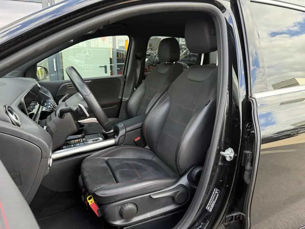 Mercedes-Benz B-Class 180 AMG LINE/ GARANTIE 12 MOIS 07/2019-photo-7