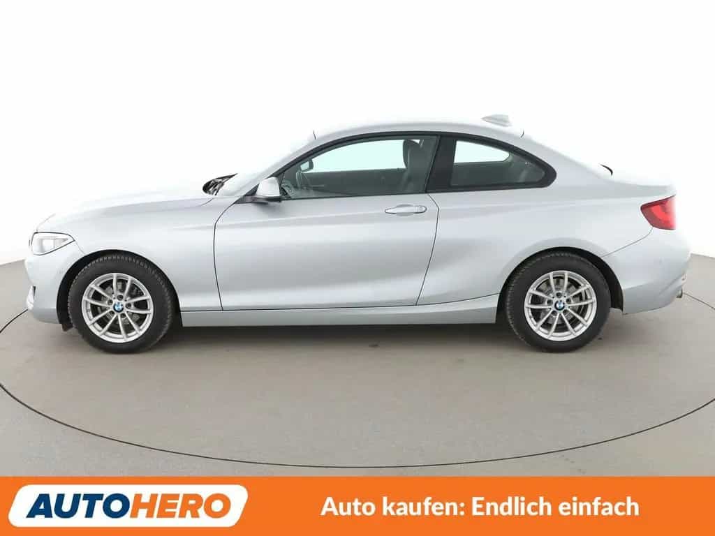 BMW 2 Series 218i Aut.*NAVI*TEMPO*PDC*SHZ*LIM*KLIMA* 12/2016-photo-1