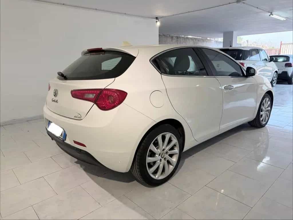 Alfa Romeo Giulietta ROMEO GIULIETTA 2015 1.6 JTD 105 CV 04/2015-photo-4