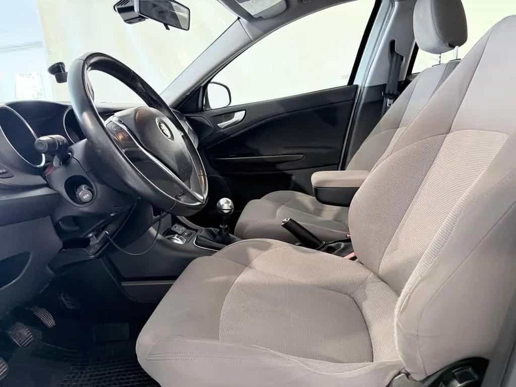Alfa Romeo Giulietta ROMEO GIULIETTA 2015 1.6 JTD 105 CV 04/2015-photo-8