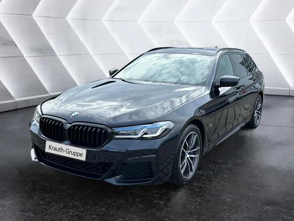 BMW 5 Series 520d xDrive A M Sportpaket Head-Up HiFi DAB RFK 03/2023-photo-0