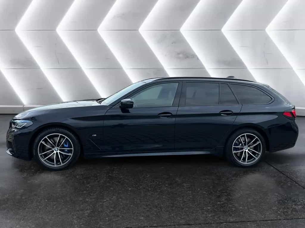 BMW 5 Series 520d xDrive A M Sportpaket Head-Up HiFi DAB RFK 03/2023-photo-1