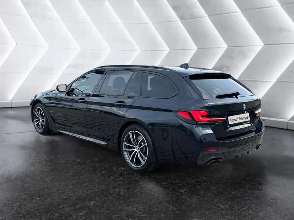 BMW 5 Series 520d xDrive A M Sportpaket Head-Up HiFi DAB RFK 03/2023-photo-2