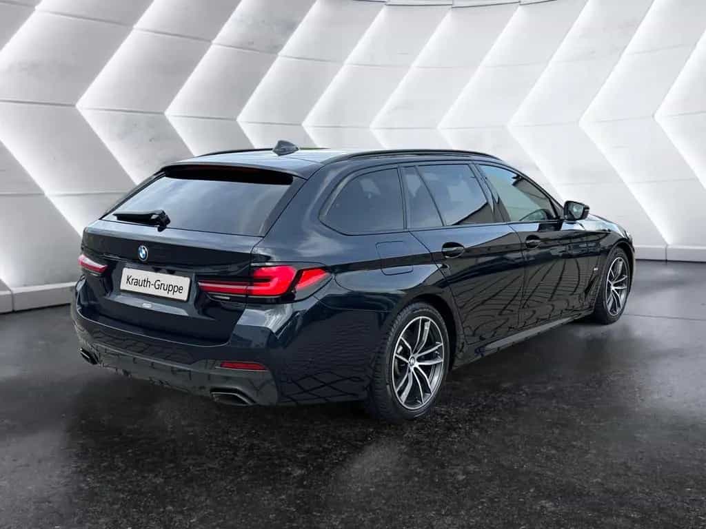 BMW 5 Series 520d xDrive A M Sportpaket Head-Up HiFi DAB RFK 03/2023-photo-4