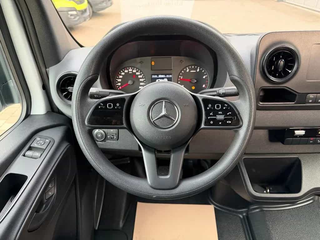 Mercedes-Benz Sprinter 317 CDI Tourer 9-Sitzer L2H2 RWD Automa 04/2023-photo-18