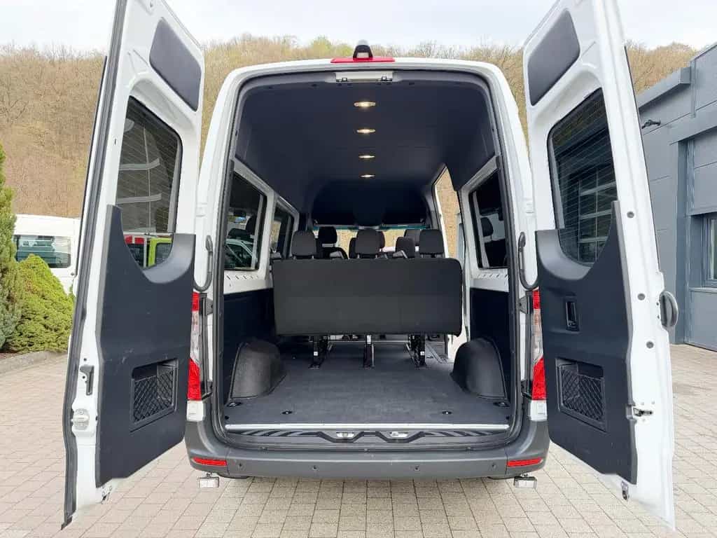Mercedes-Benz Sprinter 317 CDI Tourer 9-Sitzer L2H2 RWD Automa 04/2023-photo-21