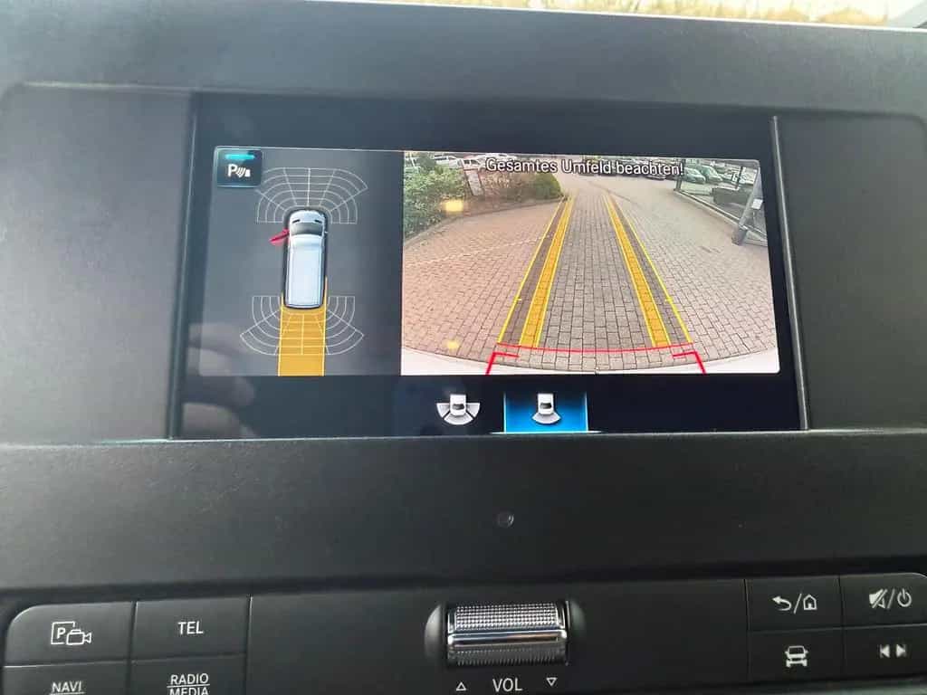 Mercedes-Benz Sprinter 317 CDI Tourer 9-Sitzer L2H2 RWD Automa 04/2023-photo-32