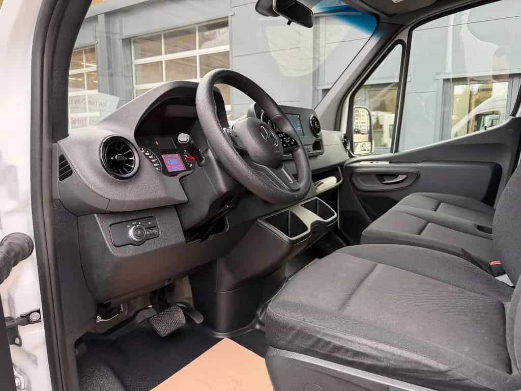 Mercedes-Benz Sprinter 317 CDI Tourer 9-Sitzer L2H2 RWD Automa 04/2023-photo-9
