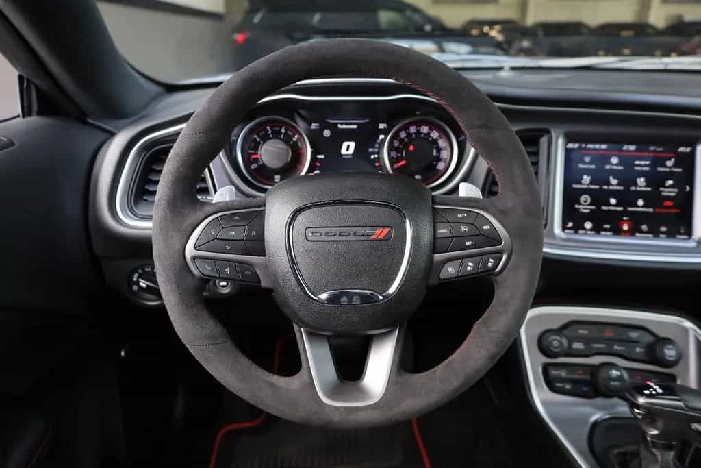 Dodge Challenger 6.4SRT ScatPack/Brembo/Alpine/ACC/R20 07/2019-photo-11
