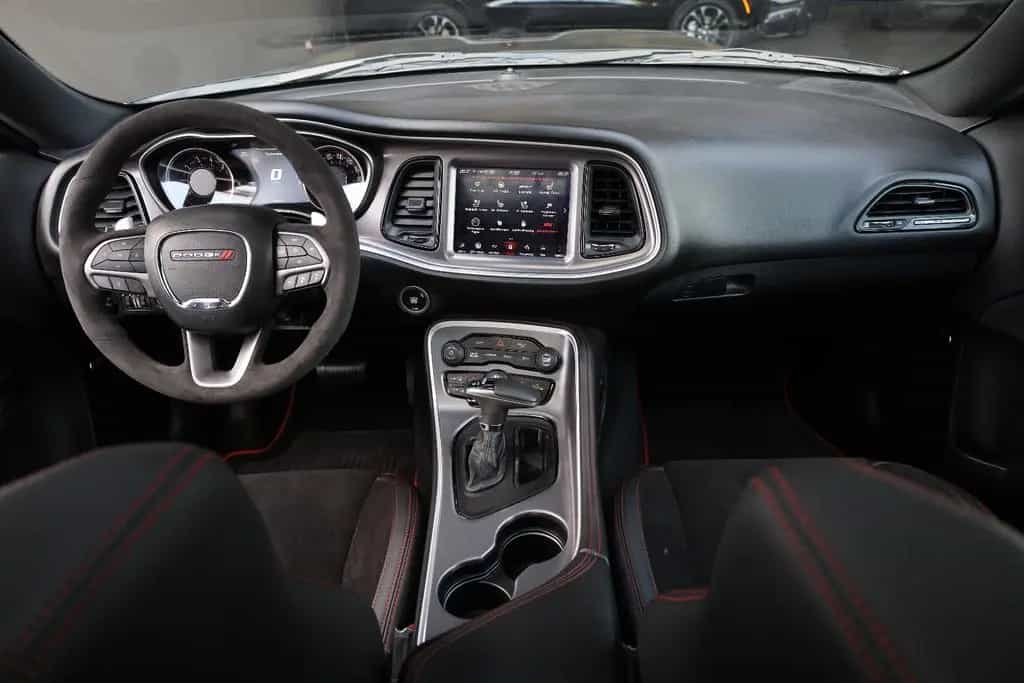 Dodge Challenger 6.4SRT ScatPack/Brembo/Alpine/ACC/R20 07/2019-photo-16
