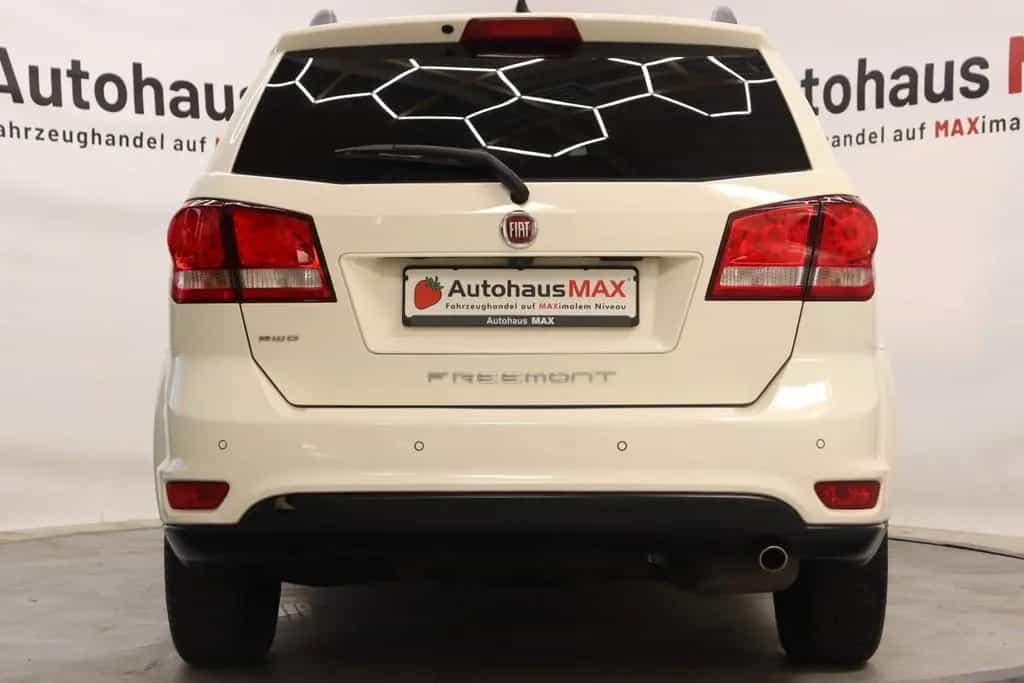 Fiat Freemont Lounge AWD~SZH~Alpine~Keyless~Kam~Navi~ 07/2015-photo-8