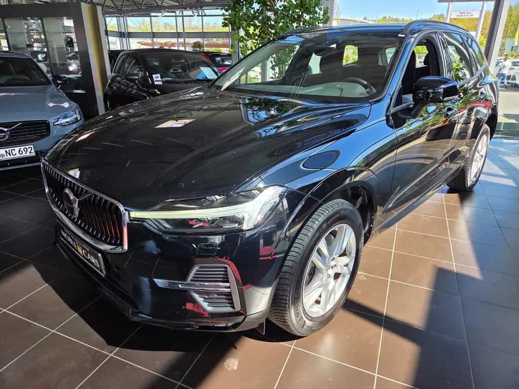 Volvo XC60 Momentum 2WD RFK LED ALU 04/2022-photo-2