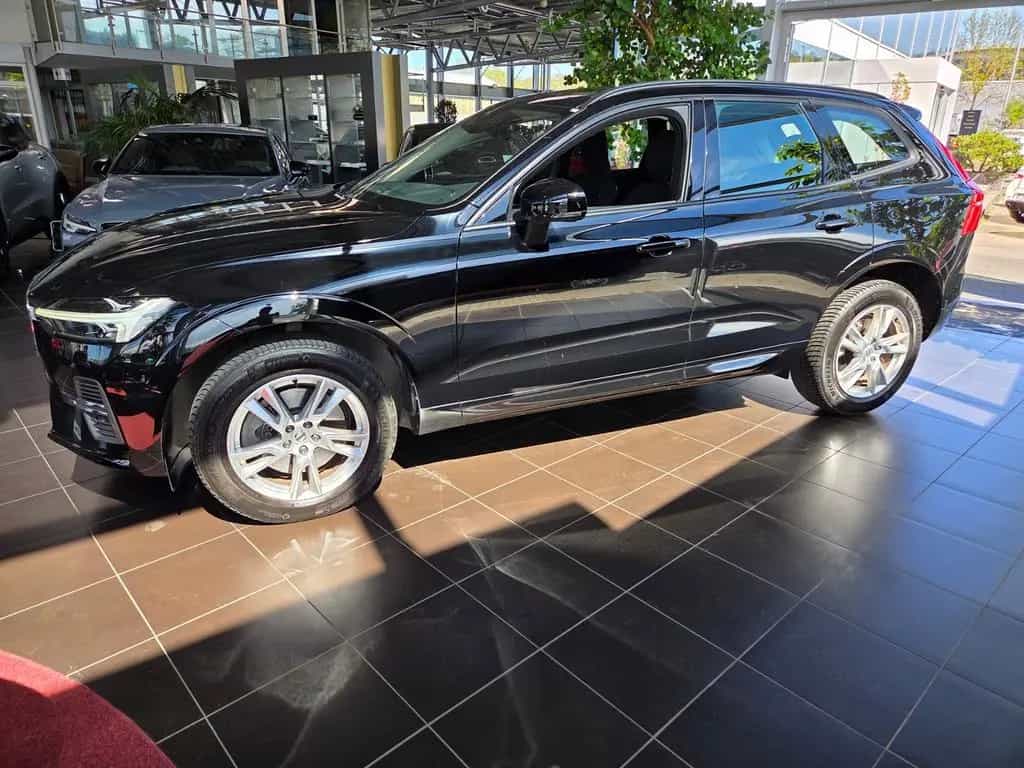 Volvo XC60 Momentum 2WD RFK LED ALU 04/2022-photo-3