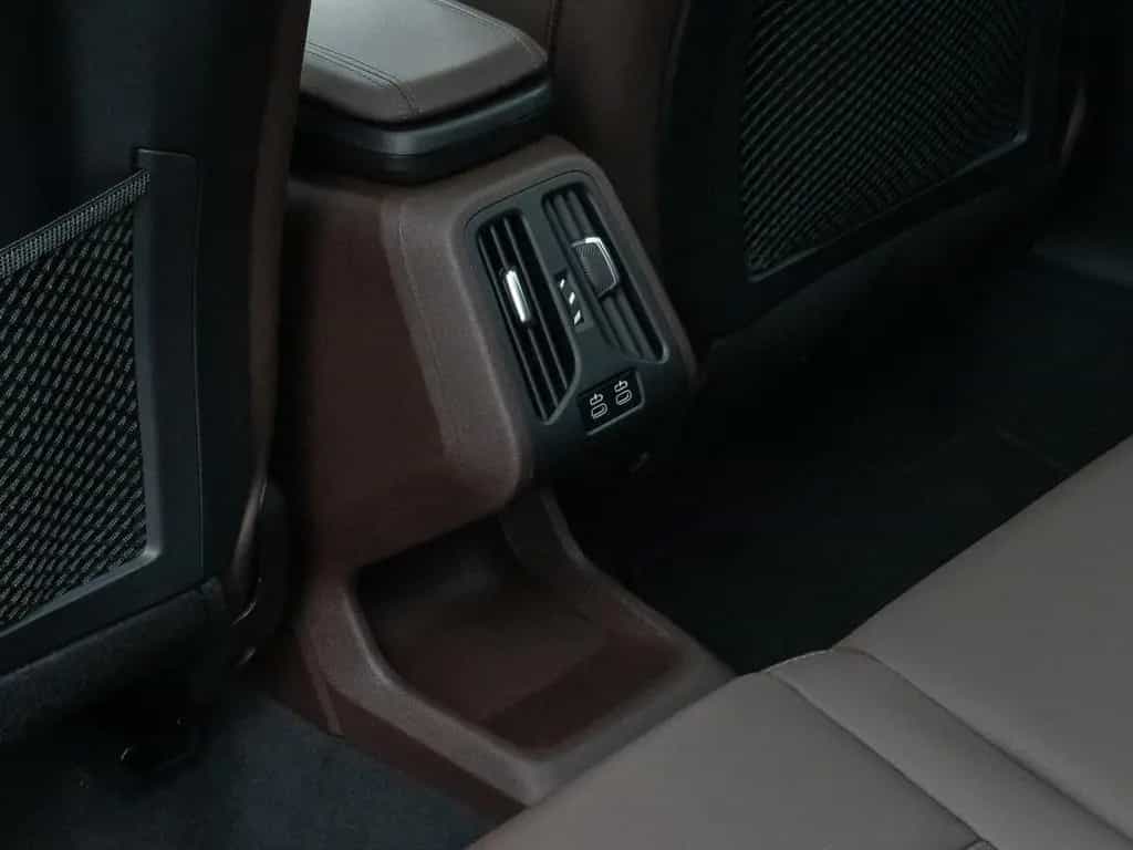 BMW X1 xD23i M Sport Panorama 360°HUD DAB AHK Komfor 03/2023-photo-26