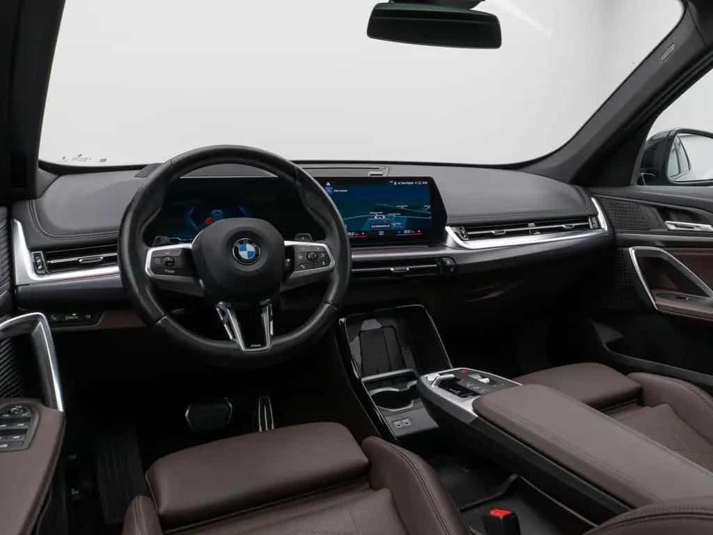 BMW X1 xD23i M Sport Panorama 360°HUD DAB AHK Komfor 03/2023-photo-36