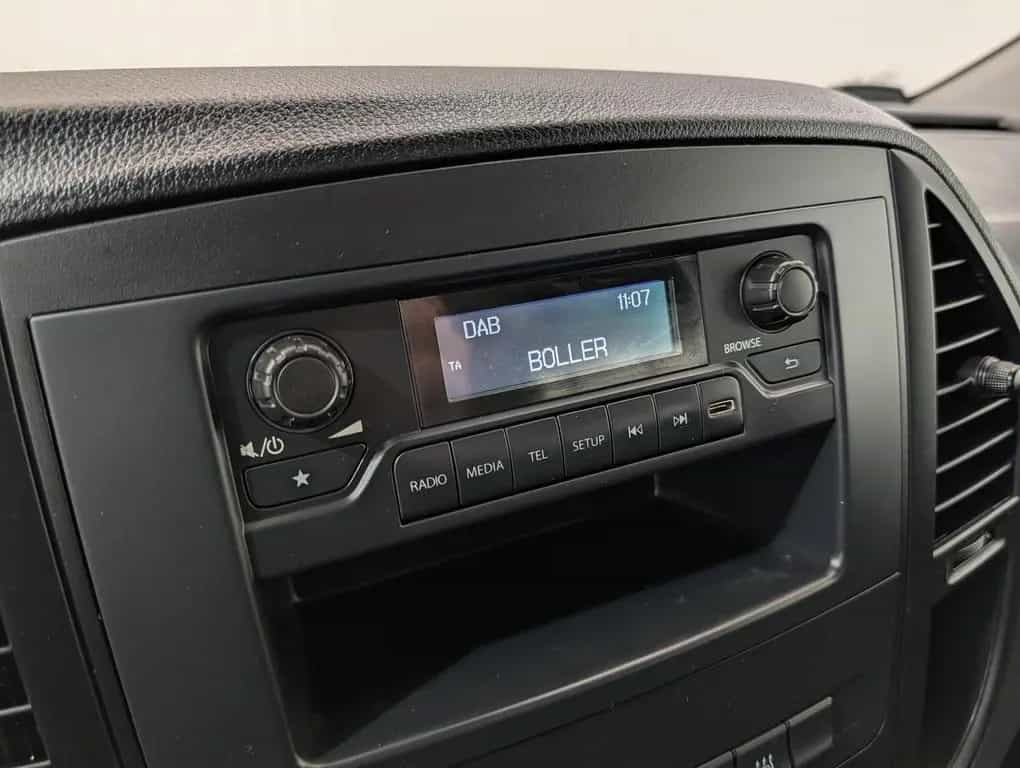 Mercedes-Benz Vito Mixto 116 CDI 4x4 9G-tronic Extralang 6Sitz 08/2020-photo-11