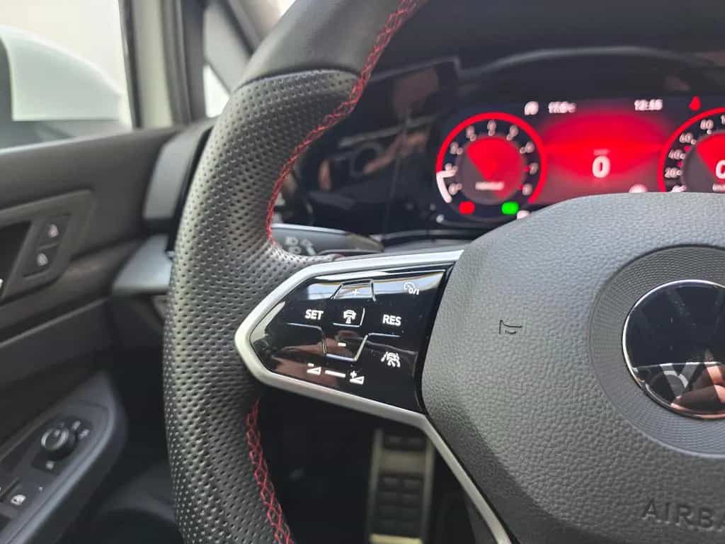 Volkswagen Golf VIII Limo GTI Clubsport Navi BlackStyle 08/2022-photo-21