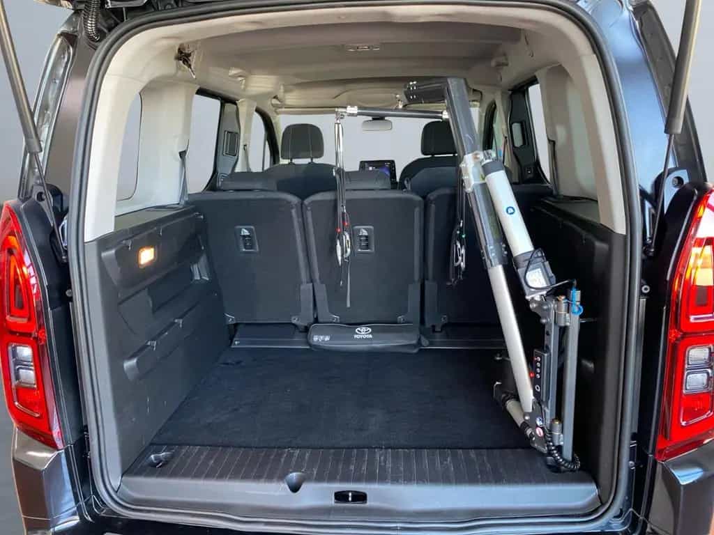 Toyota Proace City Verso 1.2 Turbo L1 Team D *RCam*SHZ* 10/2021-photo-17