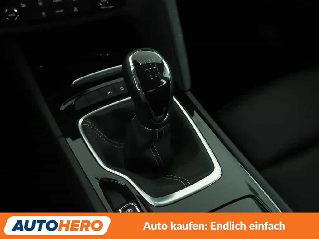 Opel Insignia Grand Sport 1.6 SIDI Turbo Ultimate*LED 03/2019-photo-22
