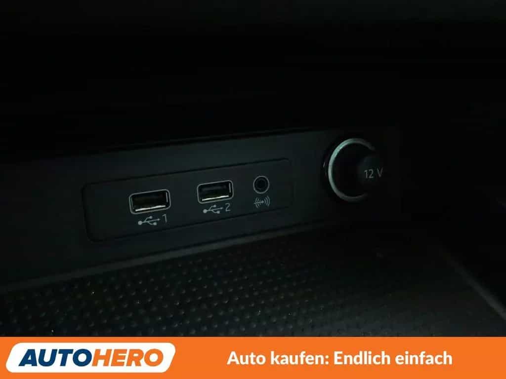 Seat Ateca 1.4 TSI ACT Style Aut*NAVI*LED*TEMPO*PDC* 07/2018-photo-27