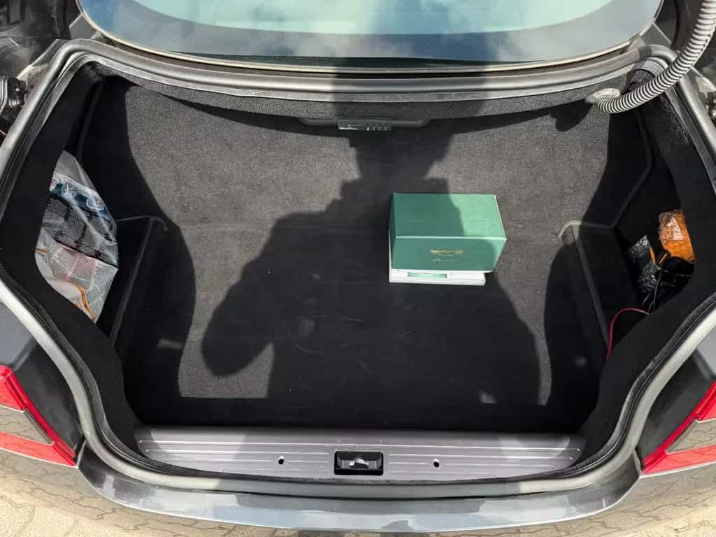 Aston Martin DB9 -5.9 Touchtronic V 12 03/2005-photo-13