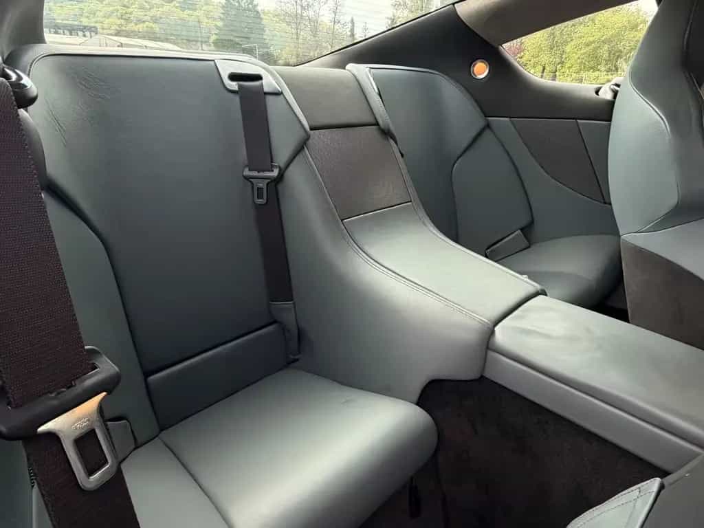 Aston Martin DB9 -5.9 Touchtronic V 12 03/2005-photo-18