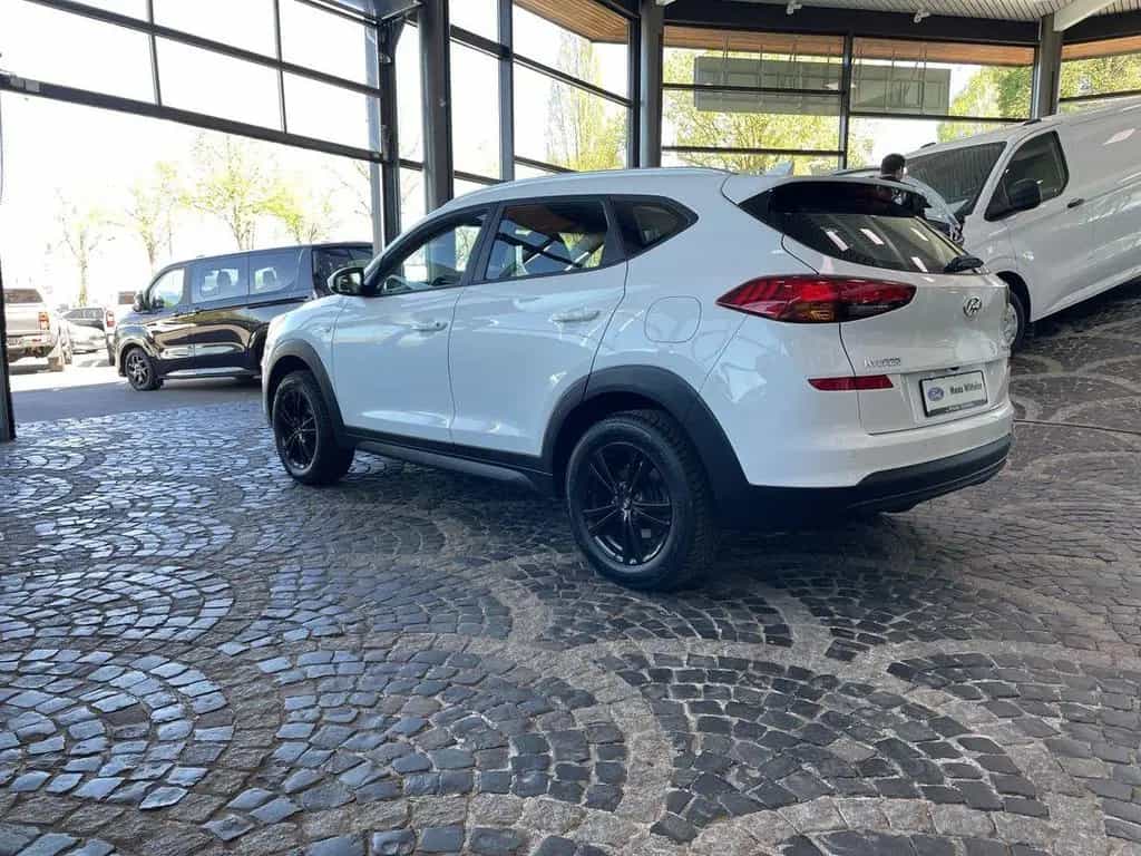 Hyundai TUCSON 1.6 /AppleCarPlay/LED/LM-FELGEN/TEMPOMAT/ 04/2019-photo-10