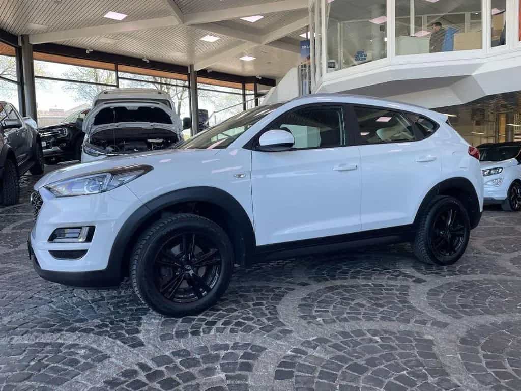 Hyundai TUCSON 1.6 /AppleCarPlay/LED/LM-FELGEN/TEMPOMAT/ 04/2019-photo-11