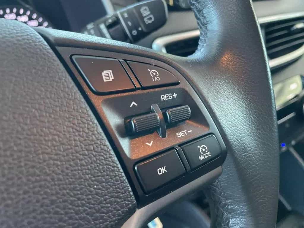 Hyundai TUCSON 1.6 /AppleCarPlay/LED/LM-FELGEN/TEMPOMAT/ 04/2019-photo-18