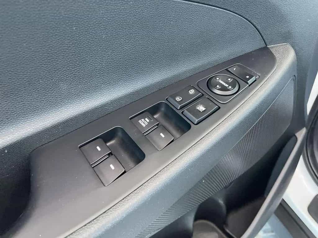 Hyundai TUCSON 1.6 /AppleCarPlay/LED/LM-FELGEN/TEMPOMAT/ 04/2019-photo-23