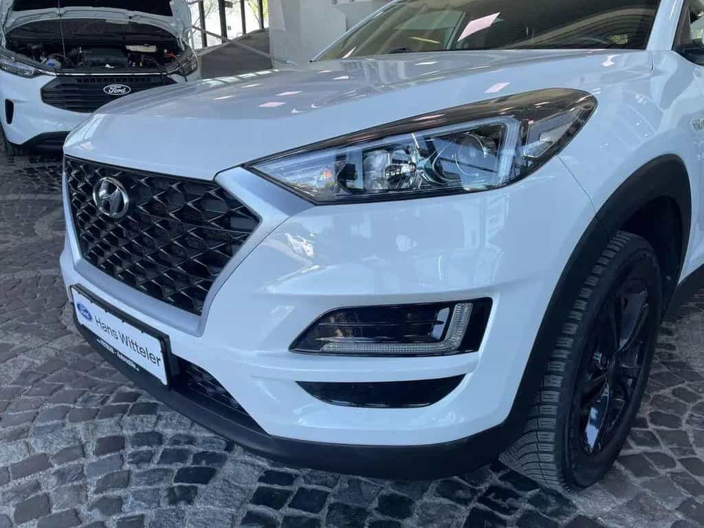 Hyundai TUCSON 1.6 /AppleCarPlay/LED/LM-FELGEN/TEMPOMAT/ 04/2019-photo-24
