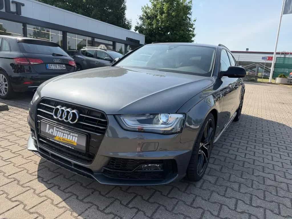 Audi A4 Avant 2.0 TDI S line Sportpaket / plus 10/2015-photo-1