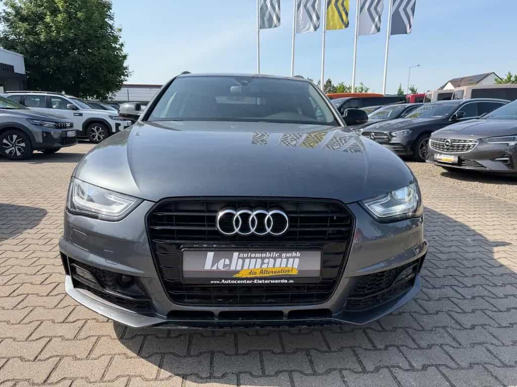 Audi A4 Avant 2.0 TDI S line Sportpaket / plus 10/2015-photo-2