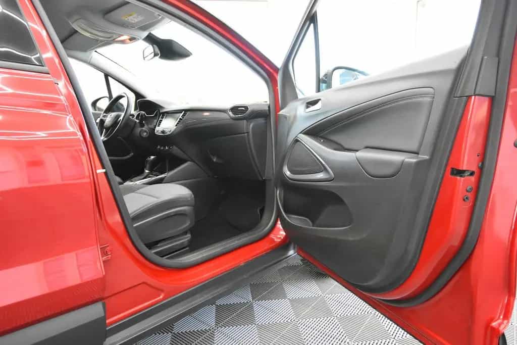 Opel Crossland Elegance SHZ RFK LHZ NAVI TEMP 39t km 07/2022-photo-13