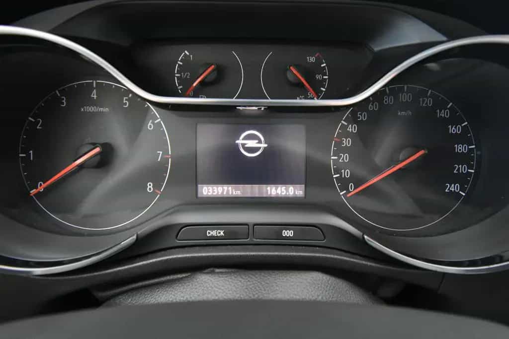 Opel Crossland Elegance SHZ RFK LHZ NAVI TEMP 39t km 07/2022-photo-29