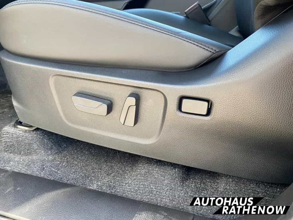 Isuzu D-Max Double Cab 4WD V-CROSS Leder LED DAB e-Sit null-photo-10