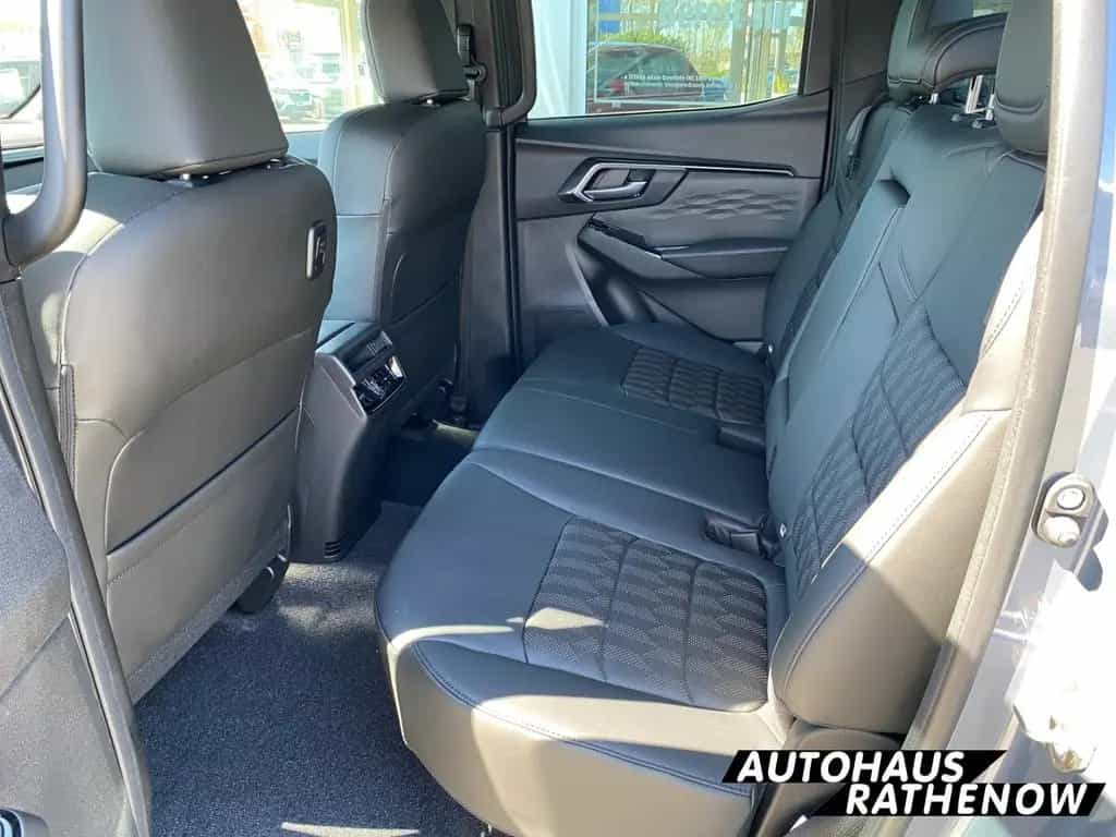 Isuzu D-Max Double Cab 4WD V-CROSS Leder LED DAB e-Sit null-photo-12