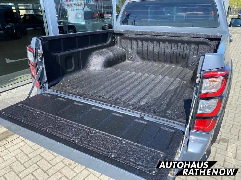 Isuzu D-Max Double Cab 4WD V-CROSS Leder LED DAB e-Sit null-photo-6