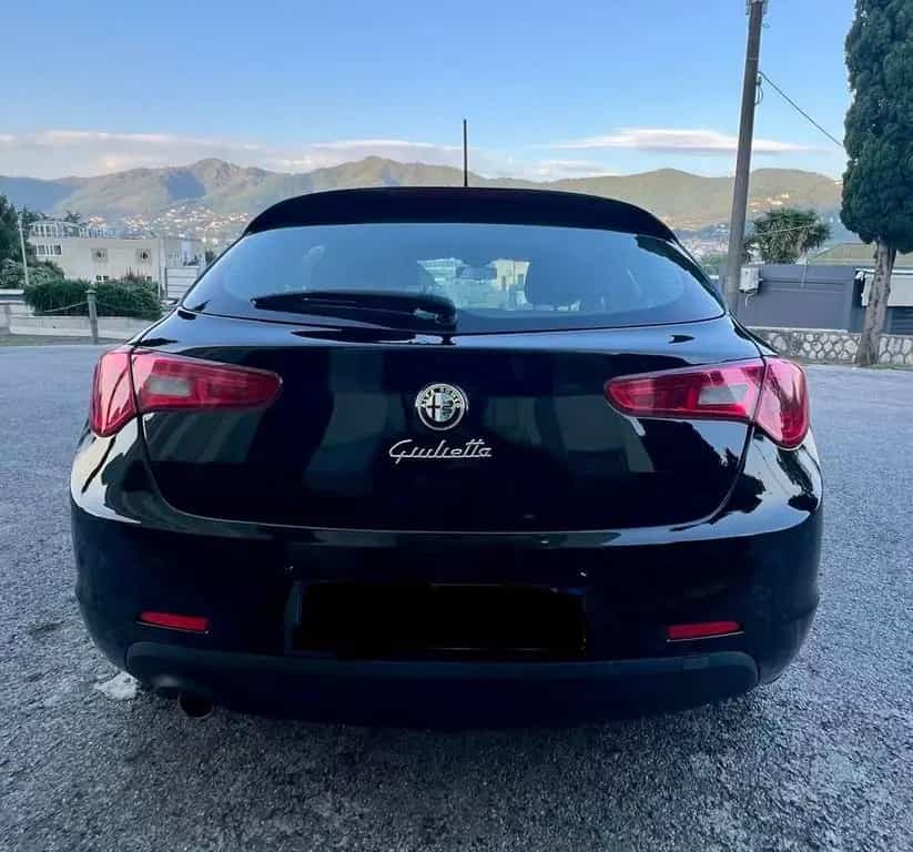 Alfa Romeo Giulietta 1.6 JTDm-2 04/2015-photo-5