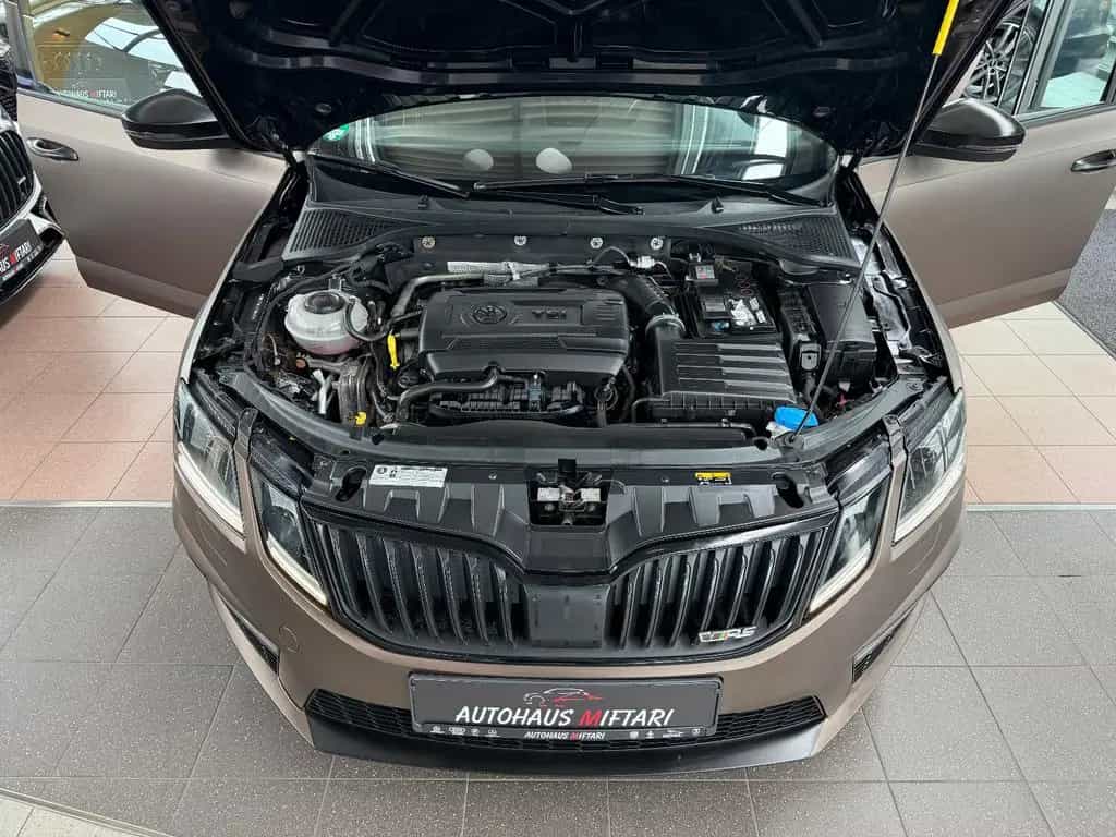 Skoda Octavia Combi RS 2.0 TSI DSG Black Design Borbet 11/2017-photo-2