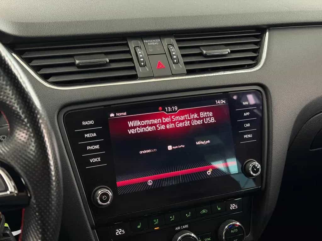 Skoda Octavia Combi RS 2.0 TSI DSG Black Design Borbet 11/2017-photo-29