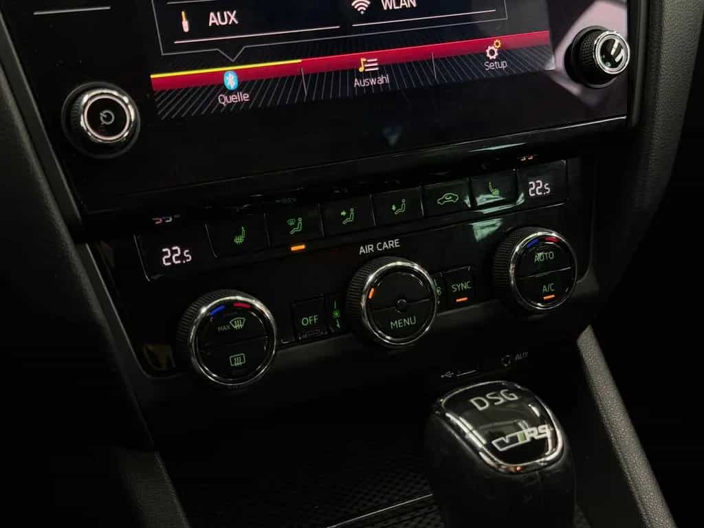 Skoda Octavia Combi RS 2.0 TSI DSG Black Design Borbet 11/2017-photo-38