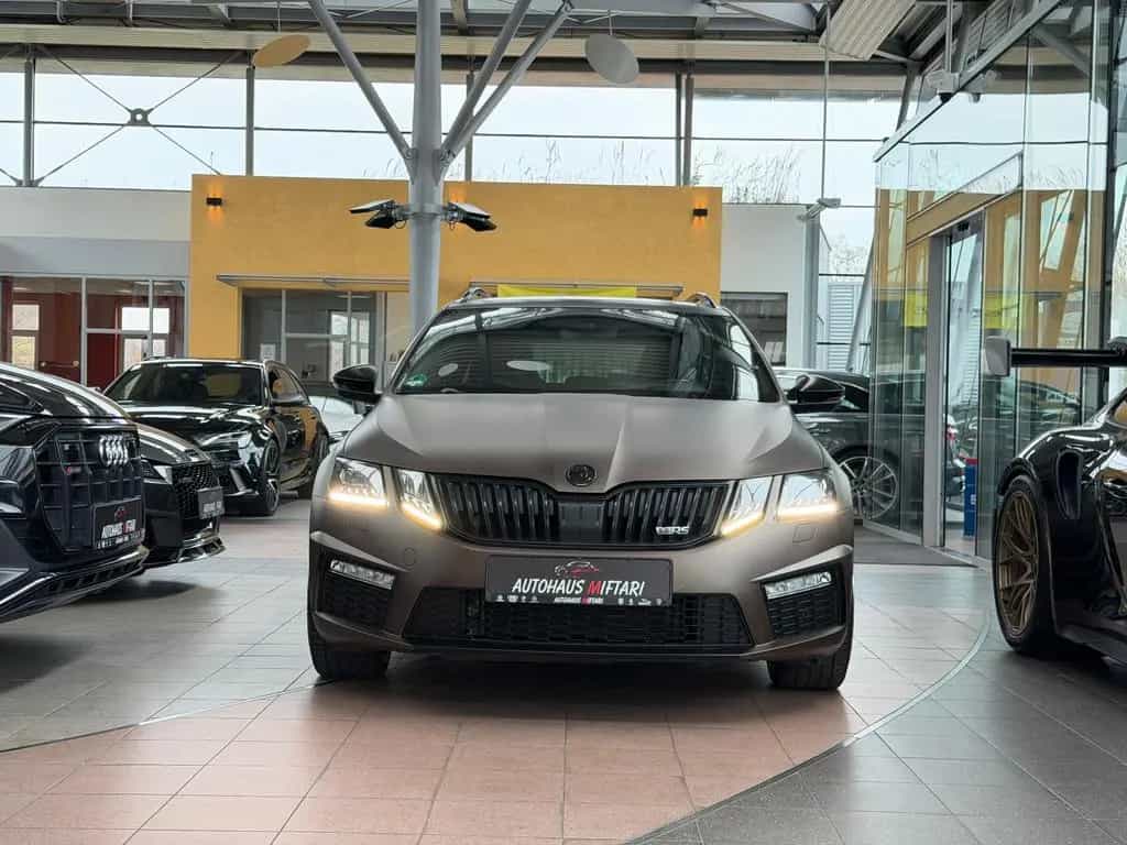 Skoda Octavia Combi RS 2.0 TSI DSG Black Design Borbet 11/2017-photo-7