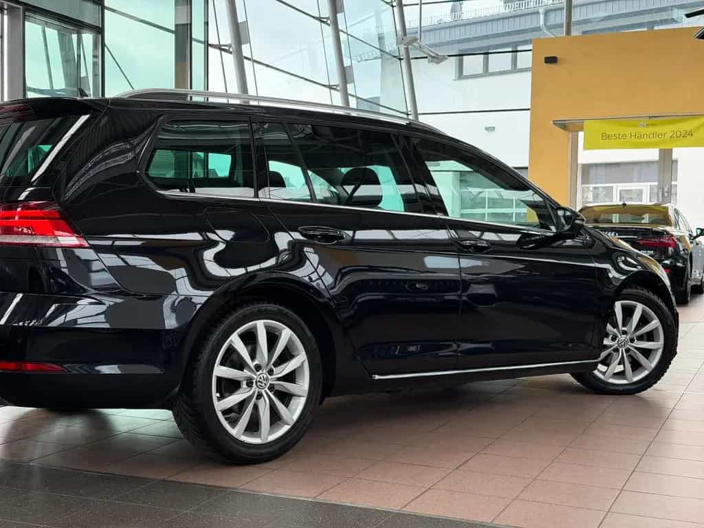 Volkswagen Golf VII Variant Highline DSG Massage ACC Navi17 12/2019-photo-10