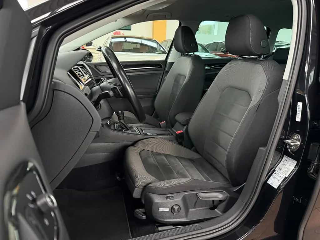 Volkswagen Golf VII Variant Highline DSG Massage ACC Navi17 12/2019-photo-15