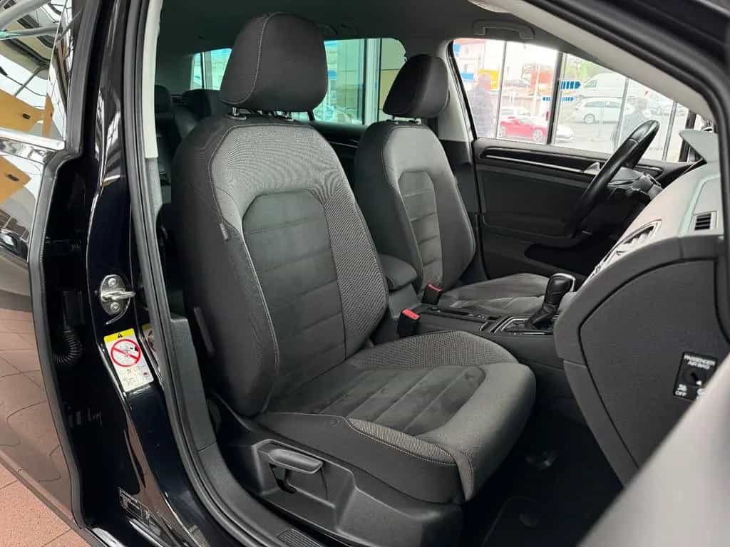 Volkswagen Golf VII Variant Highline DSG Massage ACC Navi17 12/2019-photo-16