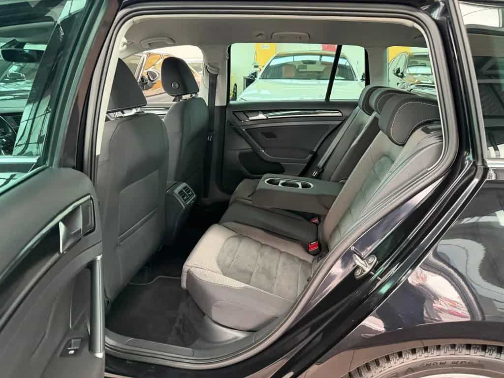Volkswagen Golf VII Variant Highline DSG Massage ACC Navi17 12/2019-photo-18