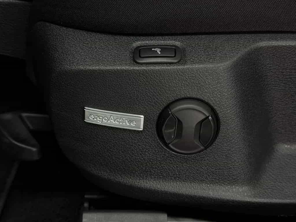 Volkswagen Golf VII Variant Highline DSG Massage ACC Navi17 12/2019-photo-21